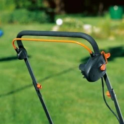 GARDENA EVC 1000 Verticuteermachine - Werkbreedte 30 Cm - Werkgebied 600m2 -Tuingereedschap 1200x1200 344