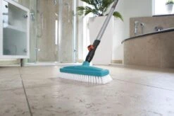 GARDENA Combisysteem - Schrobber - Werkbreedte 30 Cm - Aanbevolen Steellengte 130/150 Cm -Tuingereedschap 1200x799 190