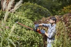 Black & Decker BLACK+DECKER BEHTS451-QS Heggenschaar - 550W - 60cm - Gesnoerd -Tuingereedschap 1200x800 194