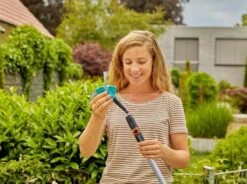 Gardena 2-in-1 Combisysteem Voegenmes - 25 X 14.5 Cm - Blauw -Tuingereedschap 1200x894 1