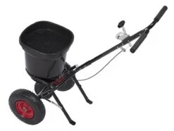 Kreator KRTGR9005 Strooiwagen - 300 Tot 370 Cm Strooibreedte - 23 Liter -Tuingereedschap 1200x904 1