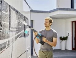 GARDENA - Accu Medium Drukreiniger - AquaClean - 24/18 V P4A - Kant-en-klare Set -Tuingereedschap 1200x911 9