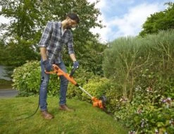 Black & Decker BLACK+DECKER BESTA525-QS Grastrimmer - 450W - 25cm - Gesnoerd -Tuingereedschap 1200x925