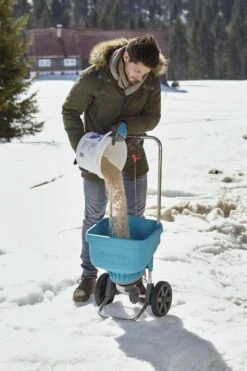 GARDENA Strooiwagen XL Strooikar - 800m2 - 18 Liter -Tuingereedschap 799x1200 57