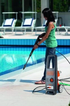 Black & Decker BLACK+DECKER Hogedrukreiniger BXPW1600PE - 1600 Watt - 125 Bar - 420 L/u - Verrijdbaar -Tuingereedschap 799x1200 6