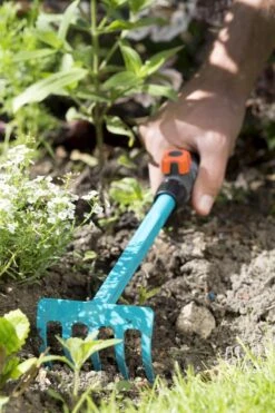GARDENA Combisystem Handharkje Hark - Werkbreedte 8,5 Cm -Tuingereedschap 799x1200 65
